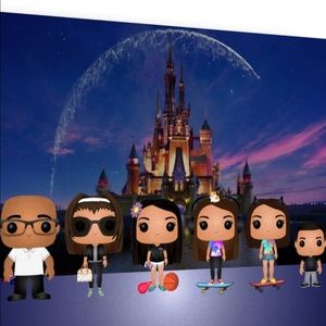 Meet your Posher, Adrianne